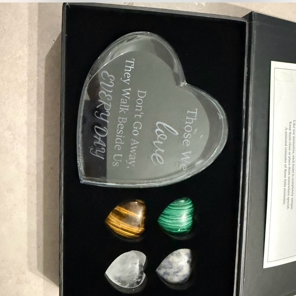 Valentine's Day Gift – Set of 4 Hand-Carved Stone Pieces